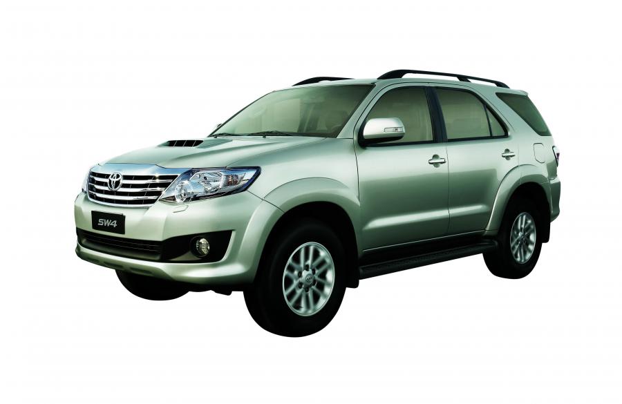 Toyota Hilux SW4 '2012